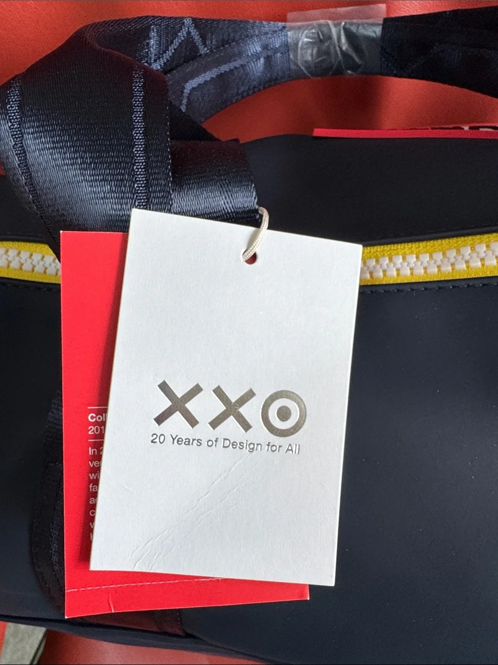 NWT Hunter for Target Weekender Duffle Bag, Navy Blue w/ Yellow Zipper